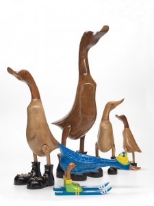 piarotto oca legno wooden goose FAMILY with ski